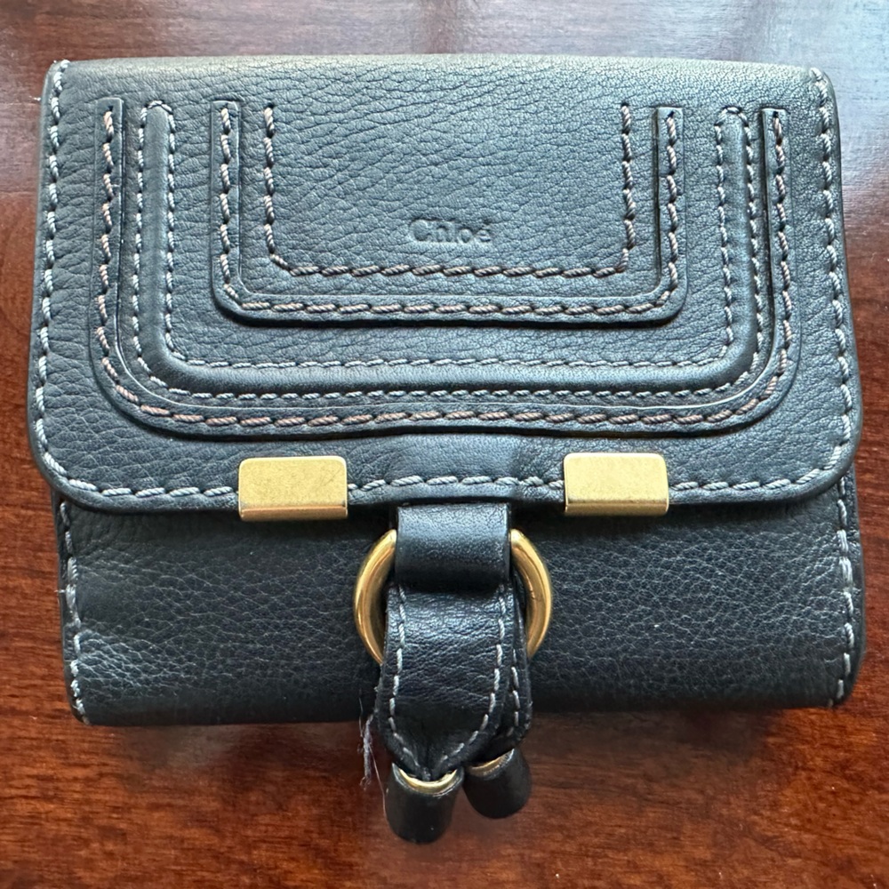 Chloe Marcie Square Flap Wallet-Black
